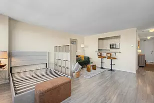 1700 E 56th St, Chicago, IL 60637 - Photo 5
