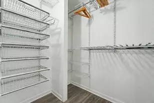 1700 E 56th St, Chicago, IL 60637 - Photo 9