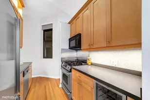 2150 N Clifton Ave, Chicago, IL 60614 - Photo 15