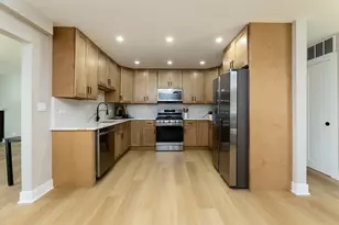20 Maricopa Ln, Hoffman Estates, IL 60169 - Photo 11