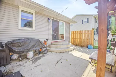 18 W Circle Drive, Streator, IL 61364 - Photo 35