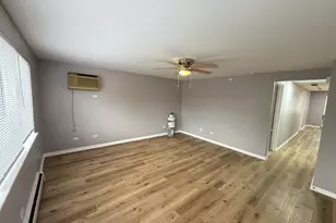 7041 170th St, Tinley Park, IL 60477 - Photo 5