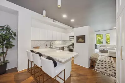 78 E Elm Street #3, Chicago, IL 60611 - Photo 5