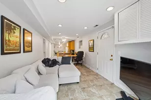 740 W Schubert Ave, Chicago, IL 60614 - Photo 21