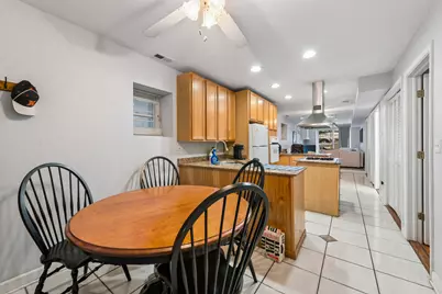 740 W Schubert Avenue, Chicago, IL 60614 - Photo 23
