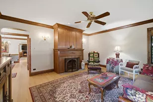 812 Courtland Ave, Park Ridge, IL 60068 - Photo 5