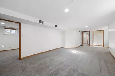 333 E Chicago Avenue, Hinsdale, IL 60521 - Photo 19