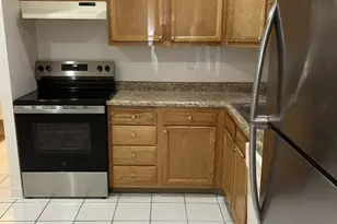 9118 W Elmwood Dr, Niles, IL 60714 - Photo 3