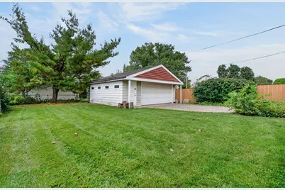 7837 N Nora Avenue, Niles, IL 60714 - Photo 33