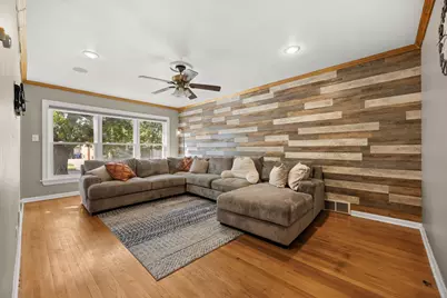 11313 S Sawyer Avenue, Chicago, IL 60655 - Photo 9