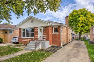 11313 S Sawyer Ave, Chicago, IL 60655 - Photo 1