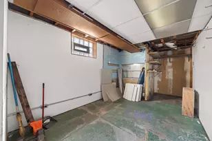 11313 S Sawyer Ave, Chicago, IL 60655 - Photo 23