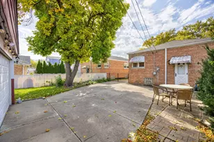 11313 S Sawyer Ave, Chicago, IL 60655 - Photo 35
