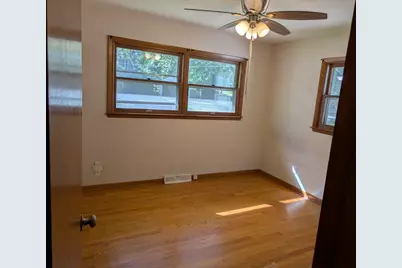 1333 Eastview Drive, Waukegan, IL 60085 - Photo 13