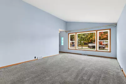 10537 S Kostner Avenue, Oak Lawn, IL 60453 - Photo 3