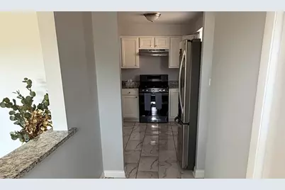 656 Saginaw Avenue, Calumet City, IL 60409 - Photo 3