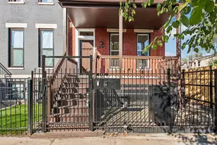 656 E Bowen Ave, Chicago, IL 60653 - Photo 3