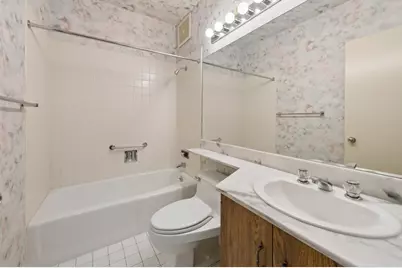 1100 N Lake Shore Drive #26B, Chicago, IL 60611 - Photo 19