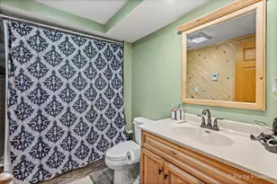 641 Nottingham Ln, Crystal Lake, IL 60014 - Photo 25