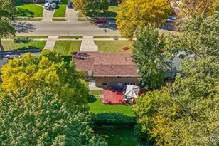 641 Nottingham Ln, Crystal Lake, IL 60014 - Photo 33