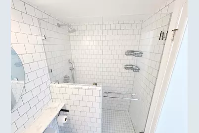 2131 N Clark Street #8, Chicago, IL 60614 - Photo 21