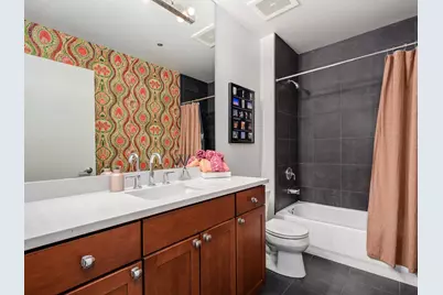720 N Larrabee Street #G04, Chicago, IL 60654 - Photo 23