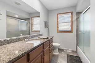 7919 Palm Ct, Orland Park, IL 60462 - Photo 23