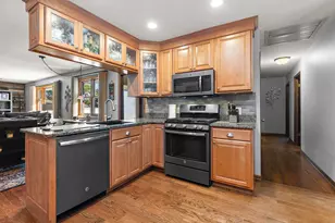 7919 Palm Ct, Orland Park, IL 60462 - Photo 9