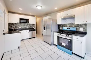 4458 Oak Park Ave, Stickney, IL 60402 - Photo 9
