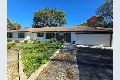 31111 N O'Plaine Road, Green Oaks, IL 60048 - Photo 3