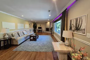 31111 N Oplaine Rd, Green Oaks, IL 60048 - Photo 11
