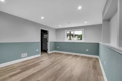 2033 N Wainwright Court, Palatine, IL 60074 - Photo 11