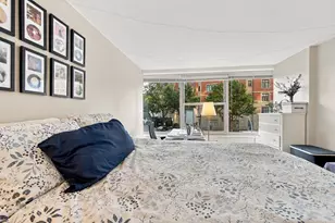 3900 N Lake Shore Dr, Chicago, IL 60613 - Photo 15