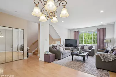 983 Mayfair Court #983, Elk Grove Village, IL 60007 - Photo 3