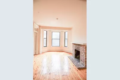 838 W Cornelia Avenue #1, Chicago, IL 60657 - Photo 3