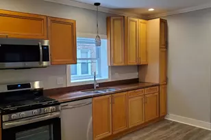 6707 N Artesian Ave, Chicago, IL 60645 - Photo 5