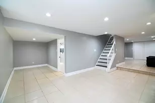 8021 W 91st St, Hickory Hills, IL 60457 - Photo 21