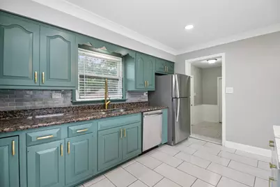 8021 W 91st Street, Hickory Hills, IL 60457 - Photo 9