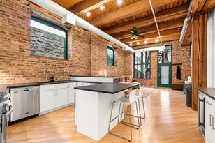 331 S Peoria St, Chicago, IL 60607 - Photo 5