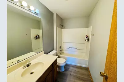 2123 Silverstone Drive #0, Carpentersville, IL 60110 - Photo 13