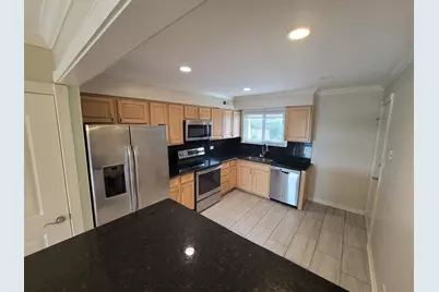 9368 Bay Colony Drive #3N, Des Plaines, IL 60016 - Photo 5