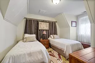 2715 W Morse Ave, Chicago, IL 60645 - Photo 23