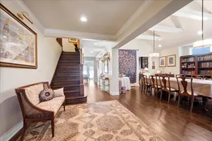 2715 W Morse Ave, Chicago, IL 60645 - Photo 3