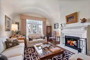 2715 W Morse Ave, Chicago, IL 60645 - Photo 5
