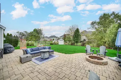 2431 Bauer Road, North Aurora, IL 60542 - Photo 3