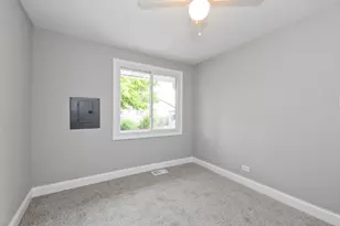 4332 W 87th Pl, Hometown, IL 60456 - Photo 23