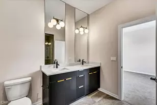 4906 S St Lawrence Ave, Chicago, IL 60615 - Photo 9