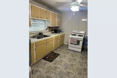 502 S Pierpont Avenue, Rockford, IL 61102 - Photo 3