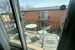 1727 W Touhy Ave, Chicago, IL 60626 - Photo 5