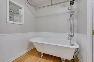 2206 W Lawrence Ln, Mount Prospect, IL 60056 - Photo 17